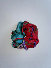 Load image into Gallery viewer, KIWI SCRUNCHIE